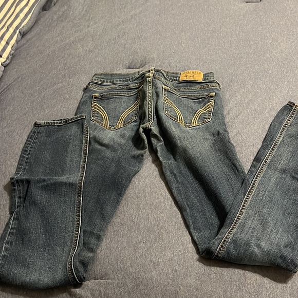 Jean - Picture 5 of 7